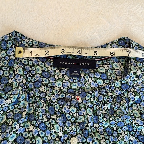 EUC Tommy Hilfiger Floral Garden Peasant Style Blouse - Picture 4 of 16